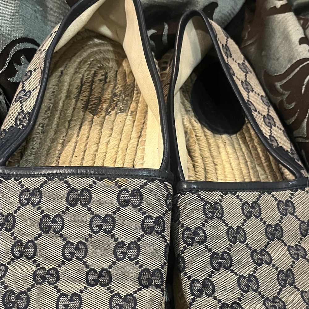 Gucci Beige and Blue Logo Espadrilles WORN size 10.5 men’s - Picture 10 of 13
